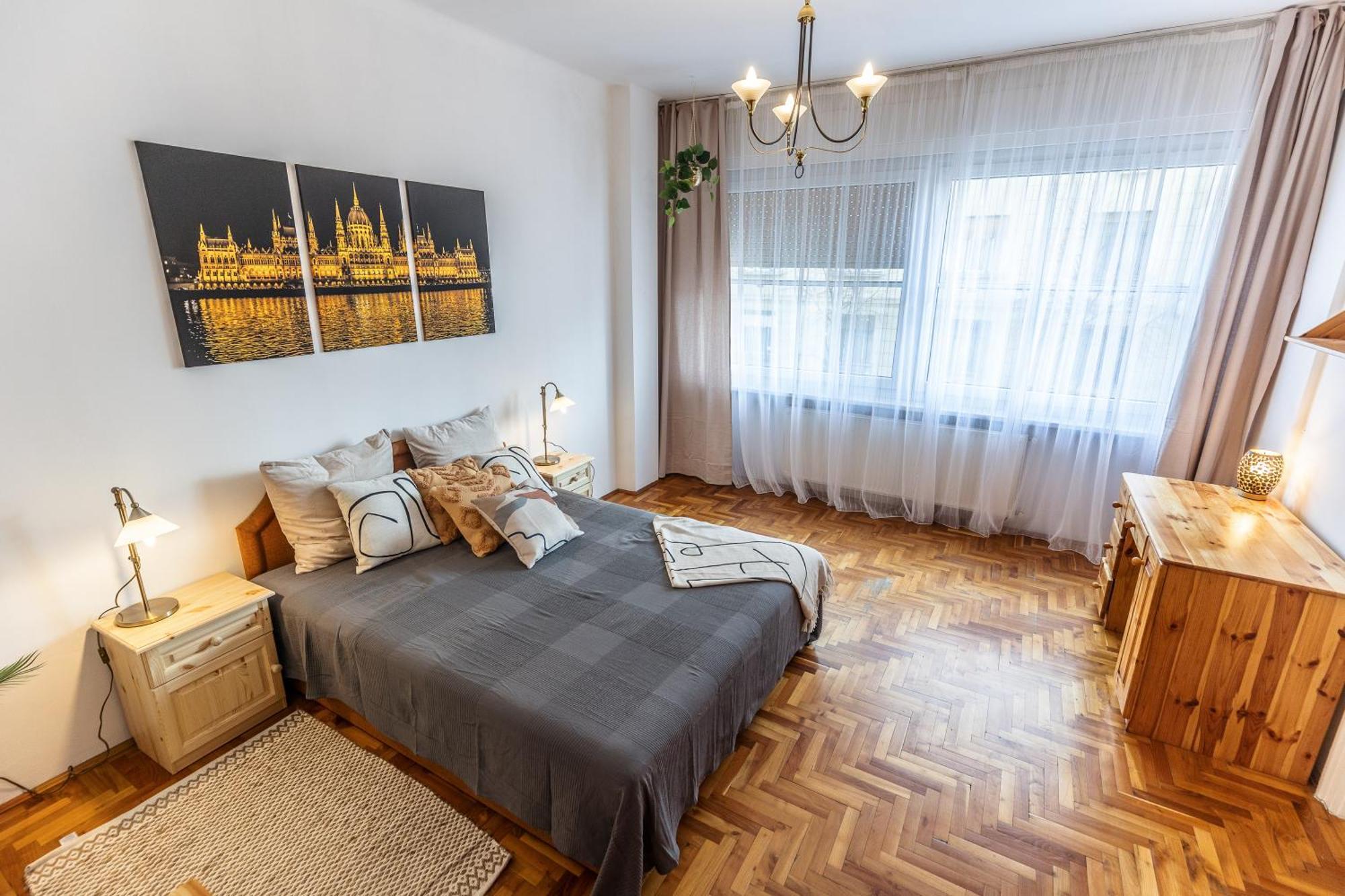 Bright & Spacious Riverside Apartment With Balcony Budapest Eksteriør billede