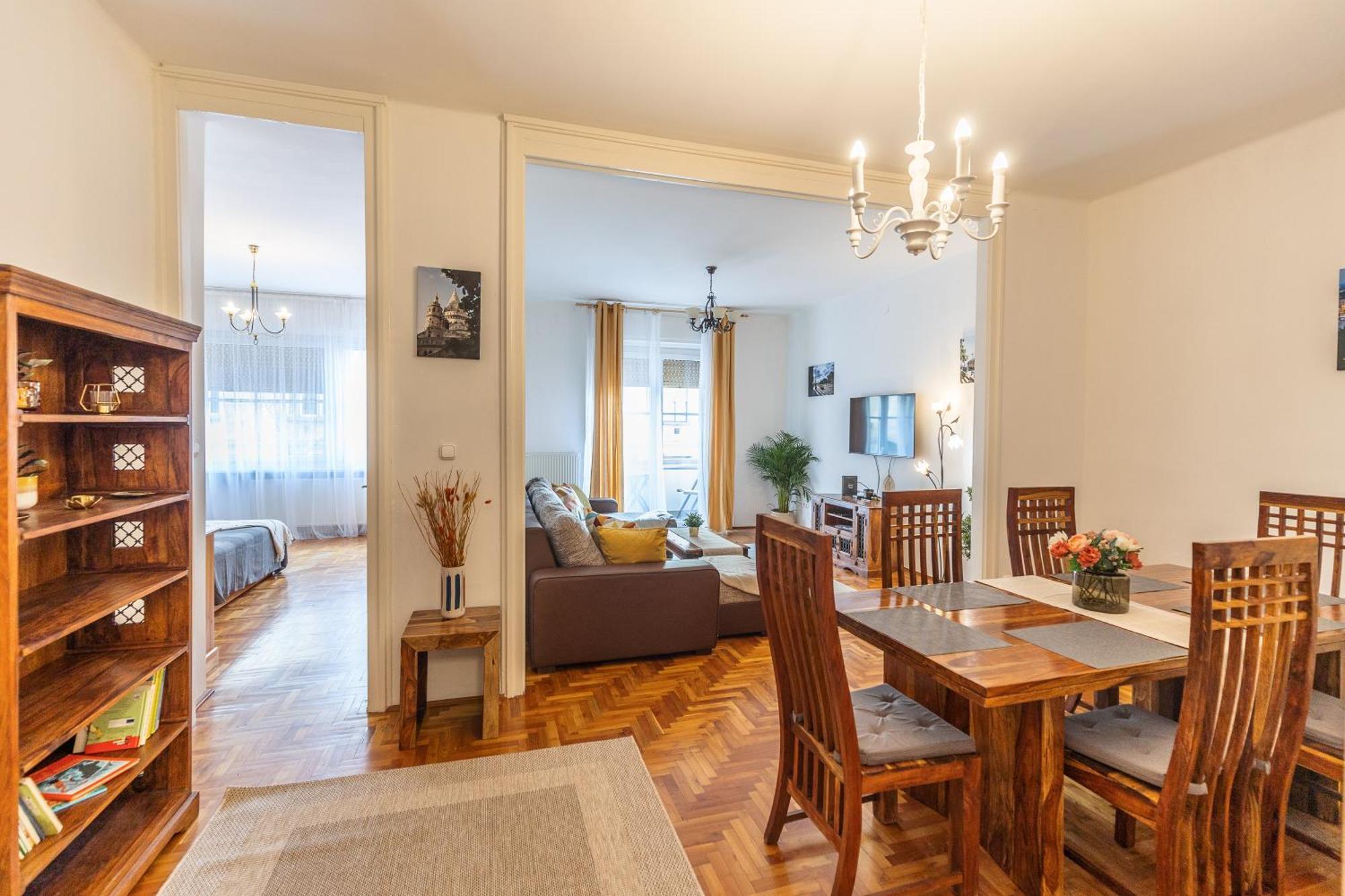 Bright & Spacious Riverside Apartment With Balcony Budapest Eksteriør billede